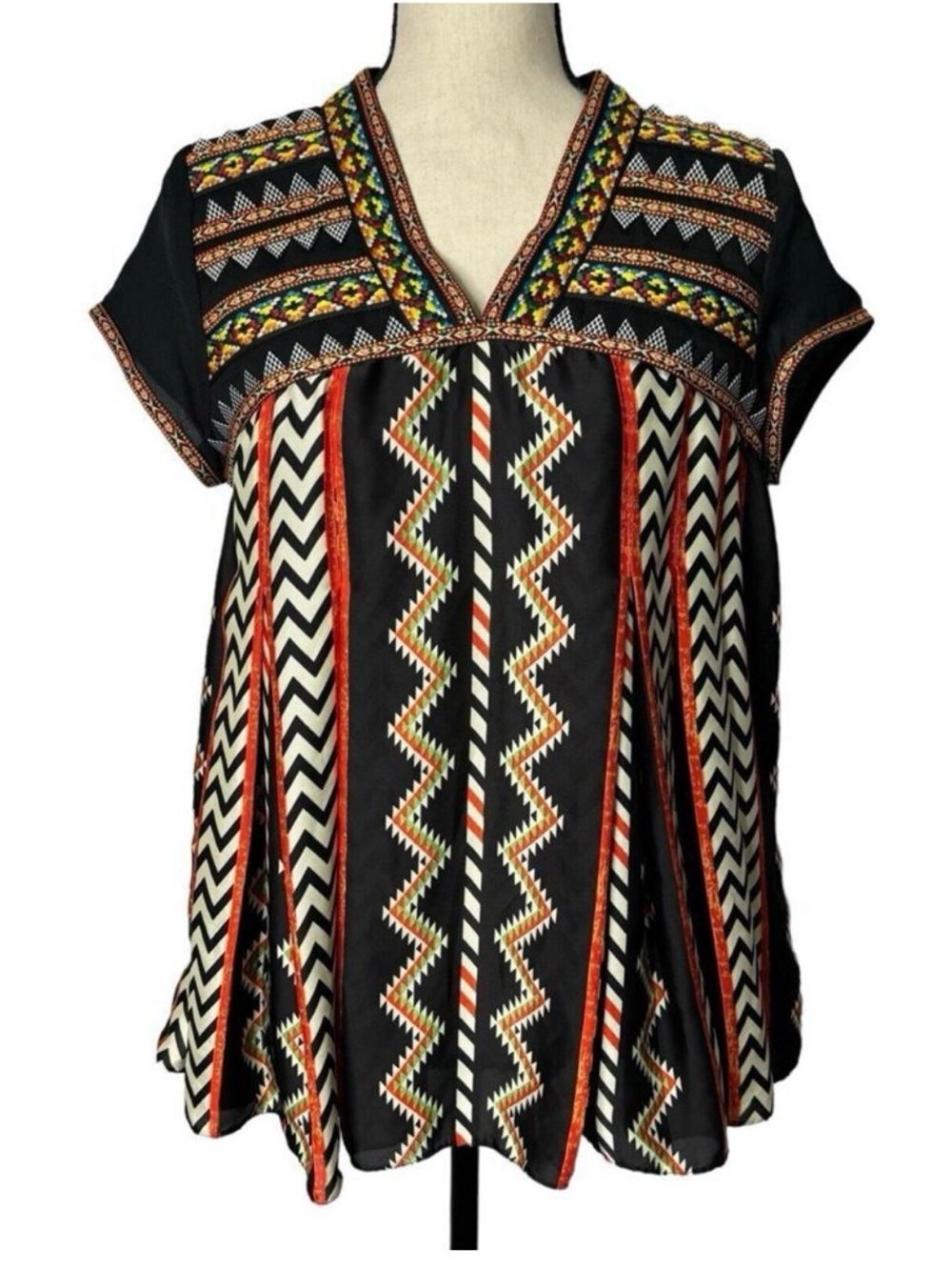 Ranna Gill black multi-colored tunic blouse